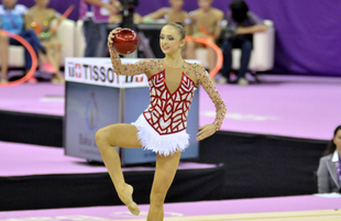 Avropa Oyunlarında bədii gimnastika üzrə topla hərəkətlər. Bakı, Azərbaycan, 21 iyun 2015